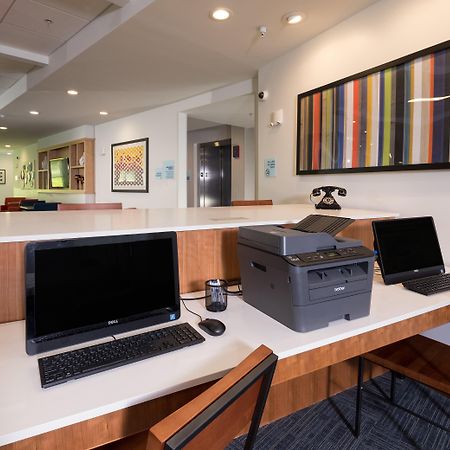 Holiday Inn Express & Suites - Michigan City By Ihg Екстериор снимка