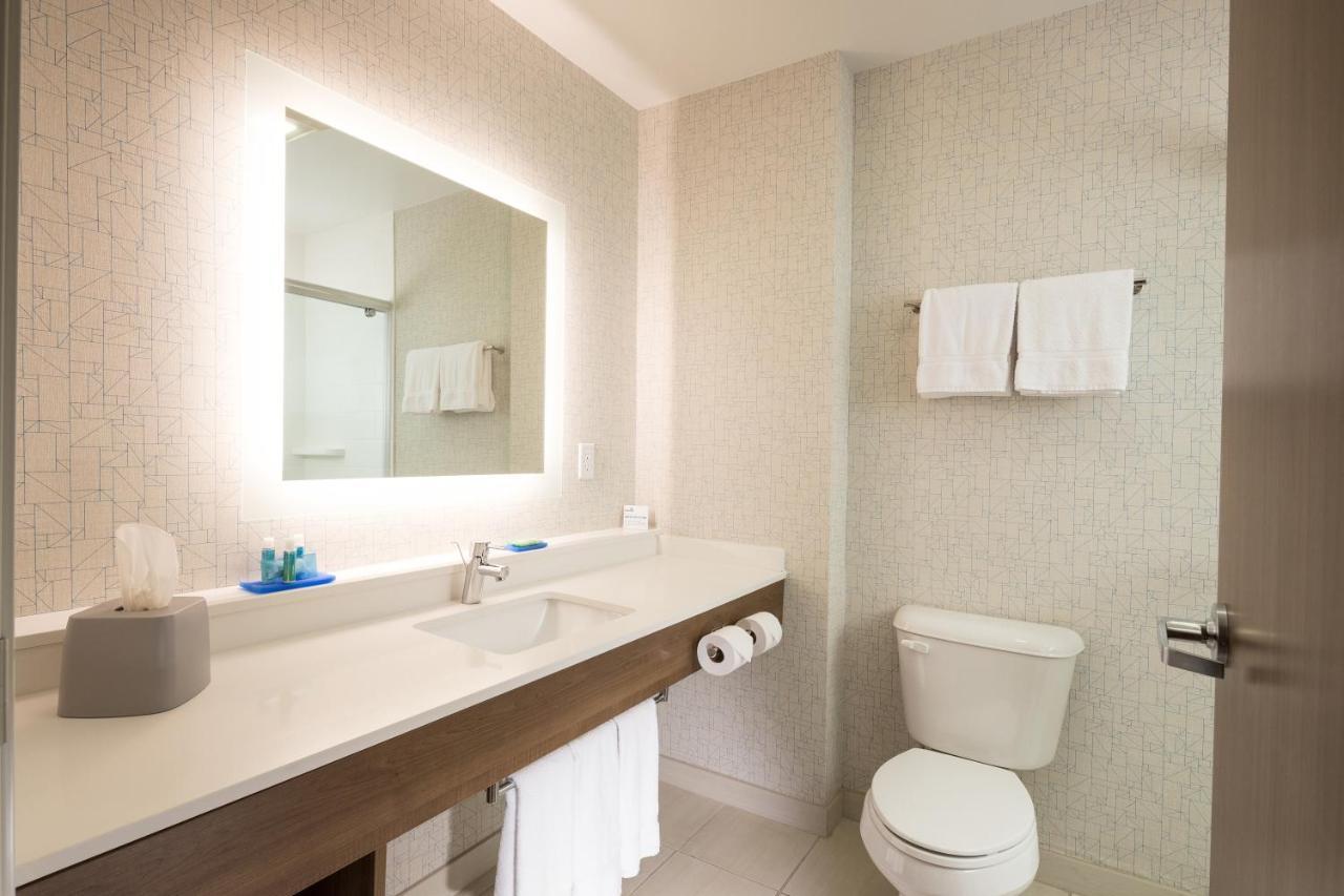 Holiday Inn Express & Suites - Michigan City By Ihg Екстериор снимка
