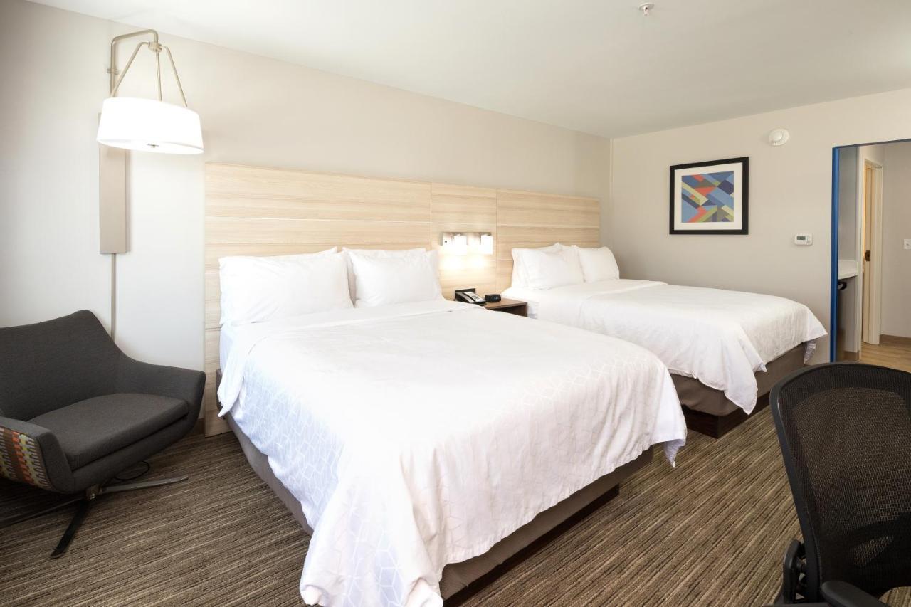 Holiday Inn Express & Suites - Michigan City By Ihg Екстериор снимка